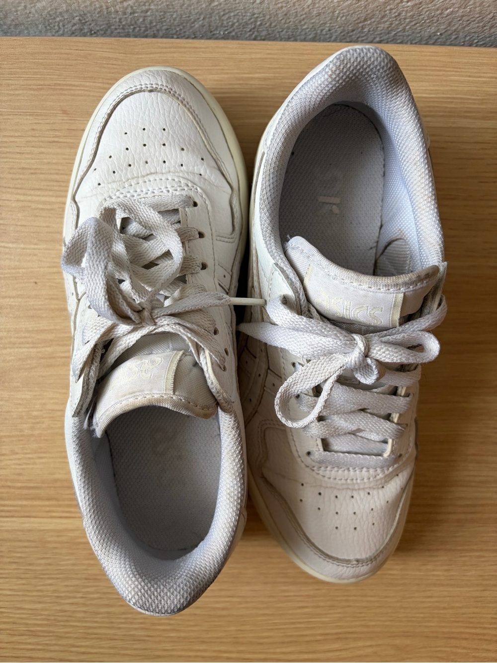Asics Women's Off-White Low-Top Sneakers